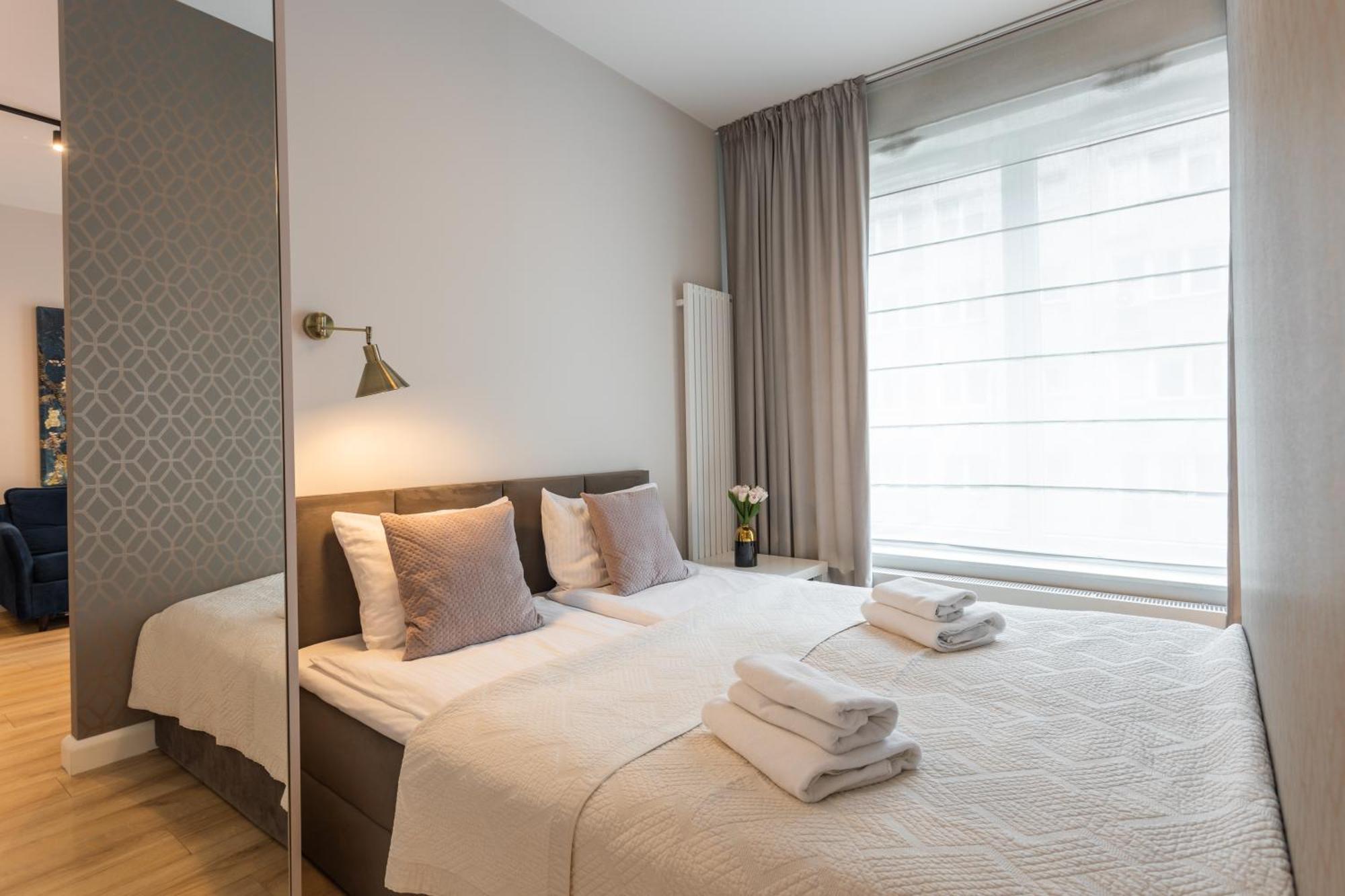 Golden Apartments Warsaw - Luxury Building With Terrace On The Roof - Sienna Str Luaran gambar